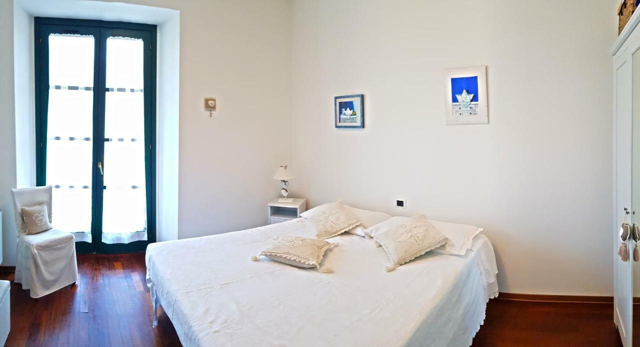 Campione Splendid View By Gardadomusmea Apartment Campione del Garda Ngoại thất bức ảnh