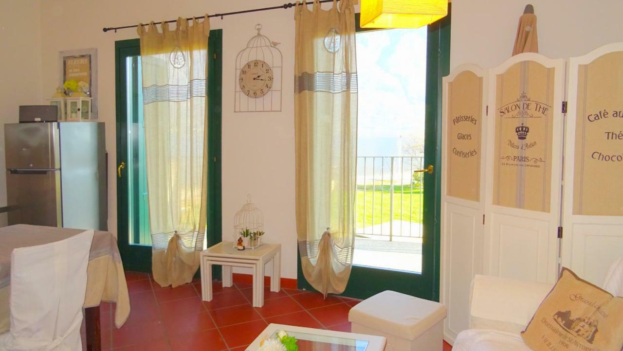 Campione Splendid View By Gardadomusmea Apartment Campione del Garda Ngoại thất bức ảnh