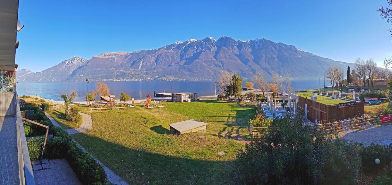 Campione Splendid View By Gardadomusmea Apartment Campione del Garda Ngoại thất bức ảnh