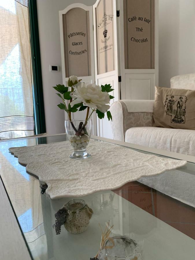 Campione Splendid View By Gardadomusmea Apartment Campione del Garda Ngoại thất bức ảnh